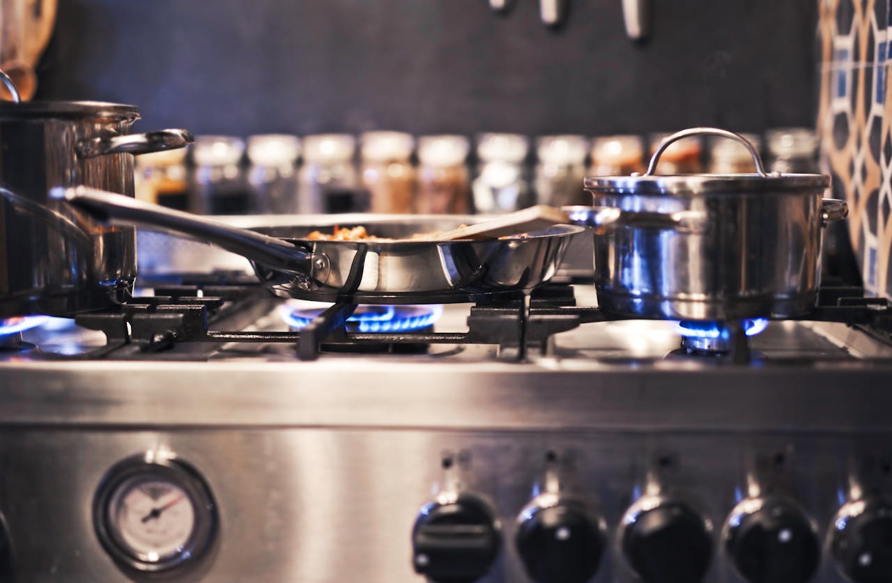 Gas vs. Electric Stove Maintenance What You Should Know